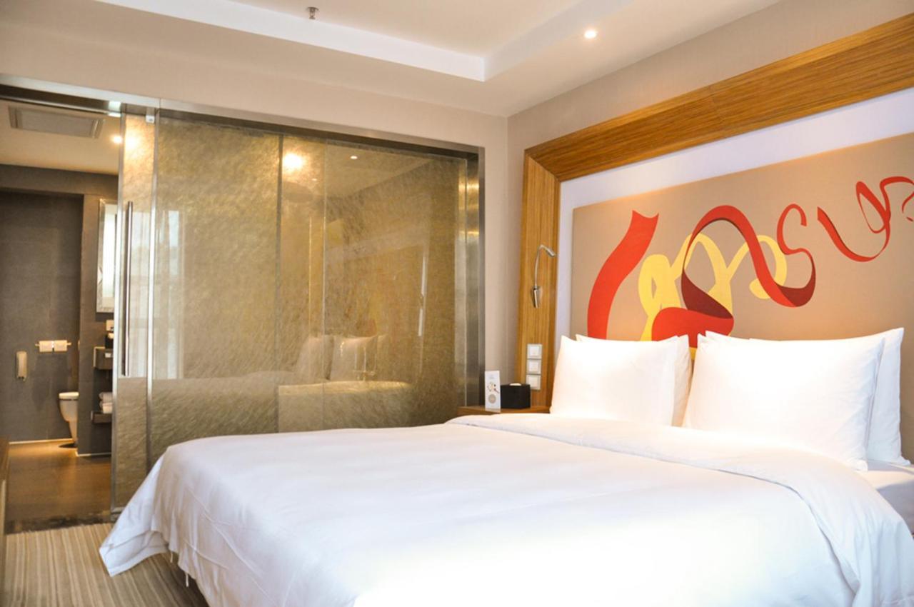 Novotel Guiyang Downtown Exterior photo