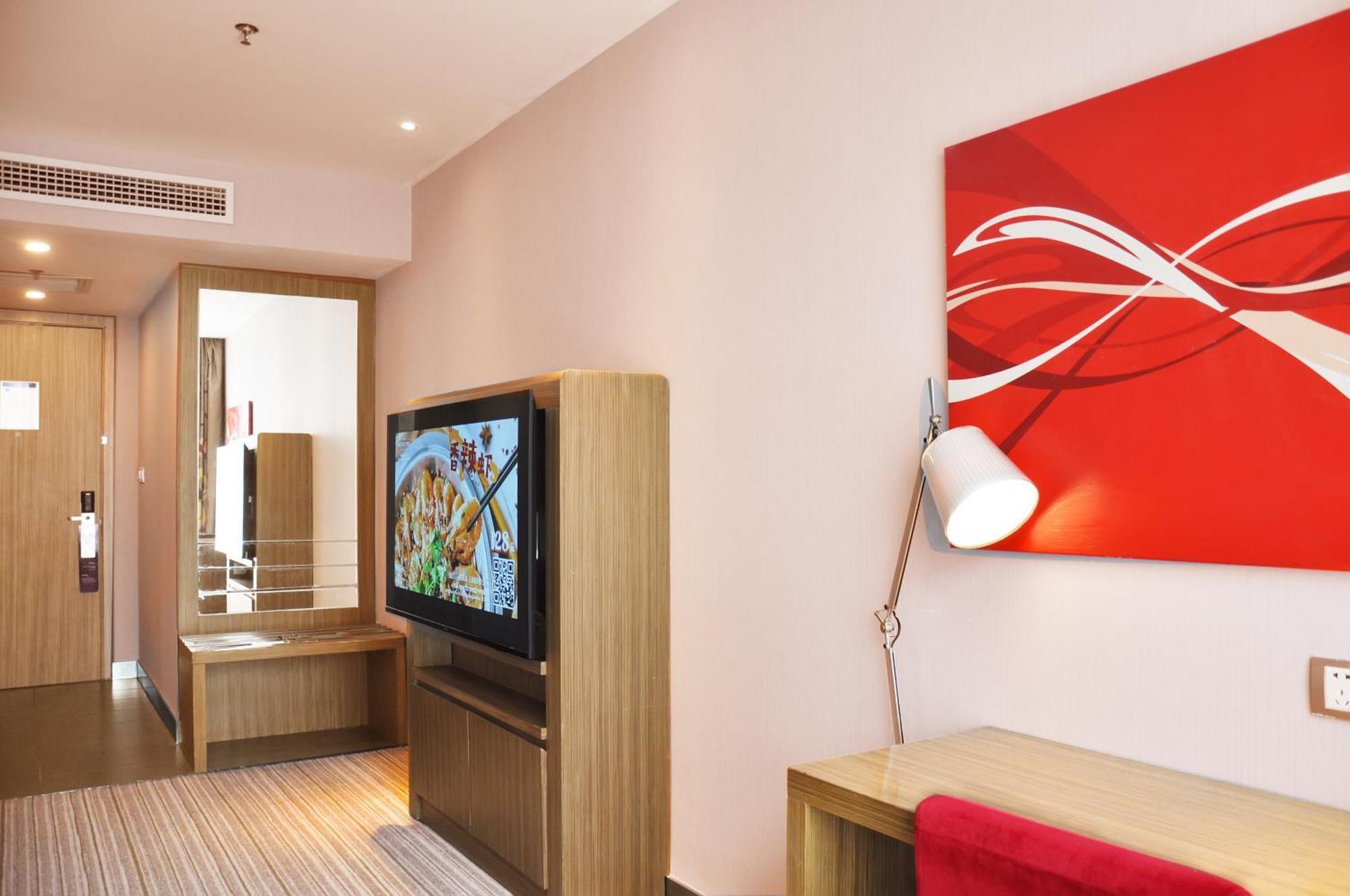 Novotel Guiyang Downtown Exterior photo