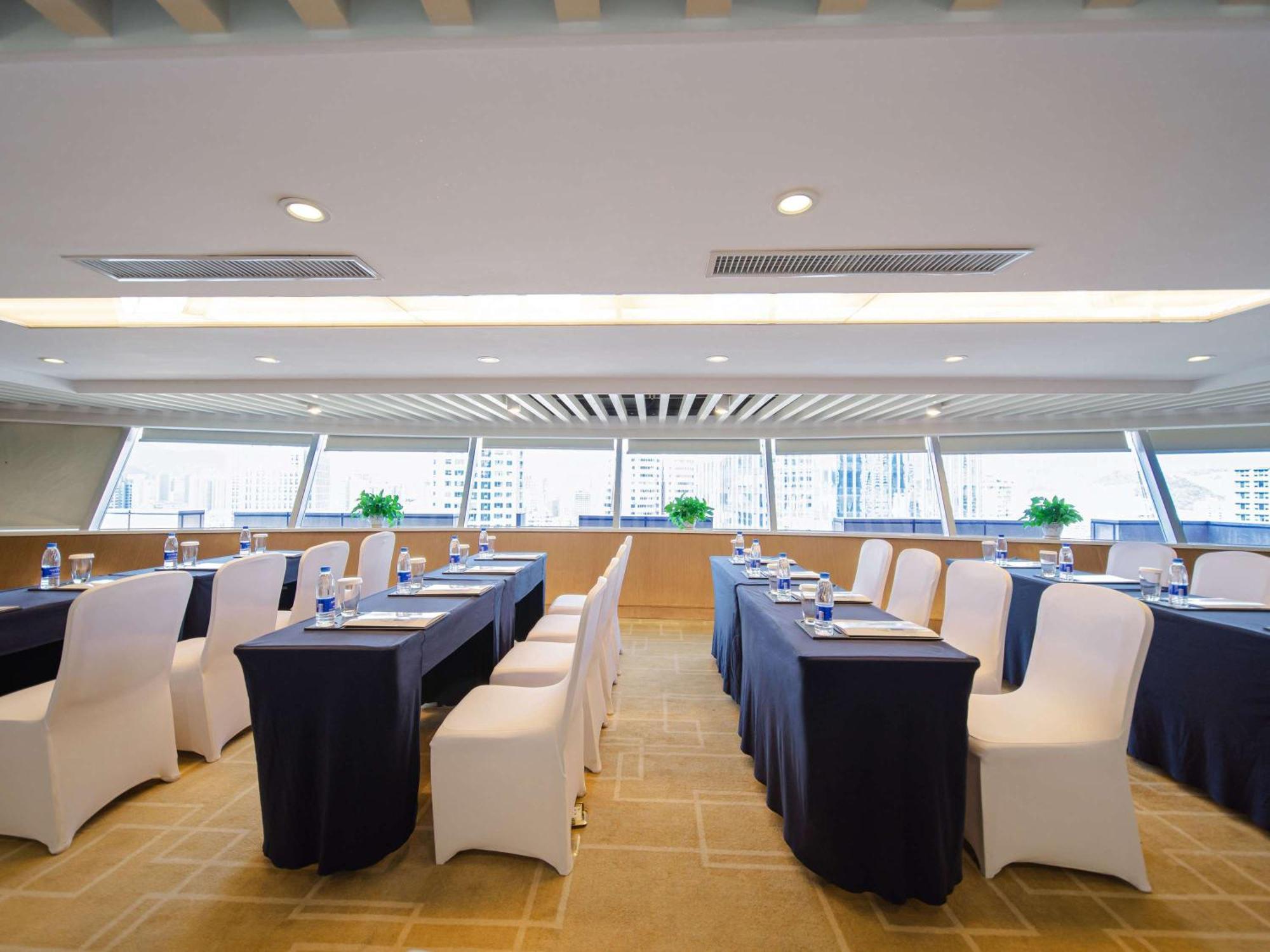 Novotel Guiyang Downtown Exterior photo