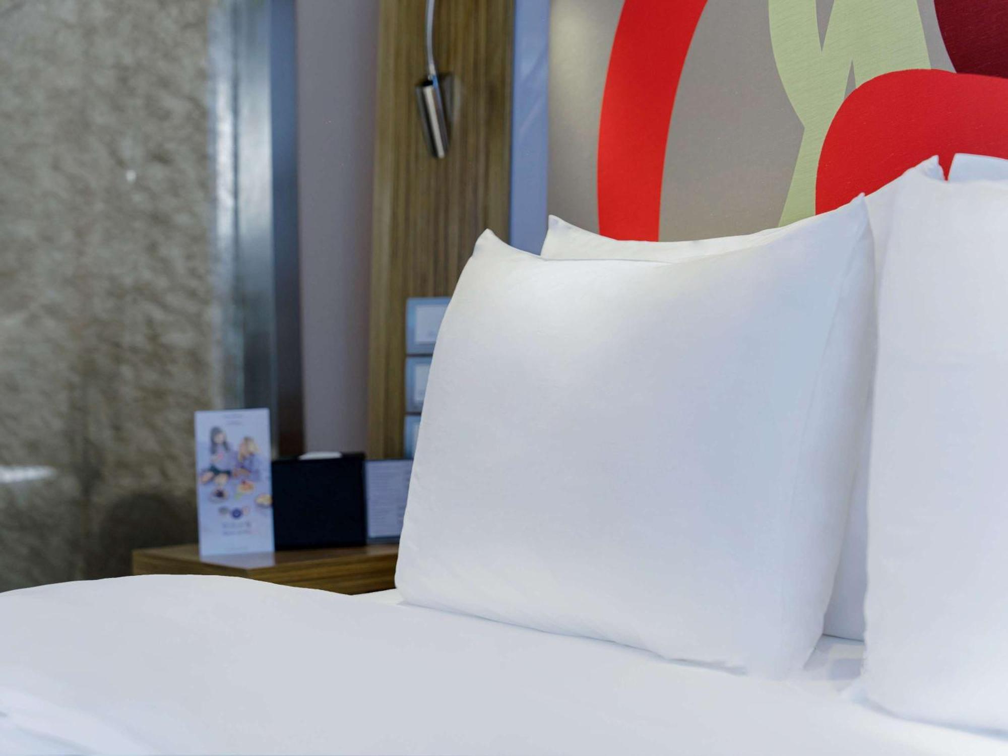Novotel Guiyang Downtown Exterior photo