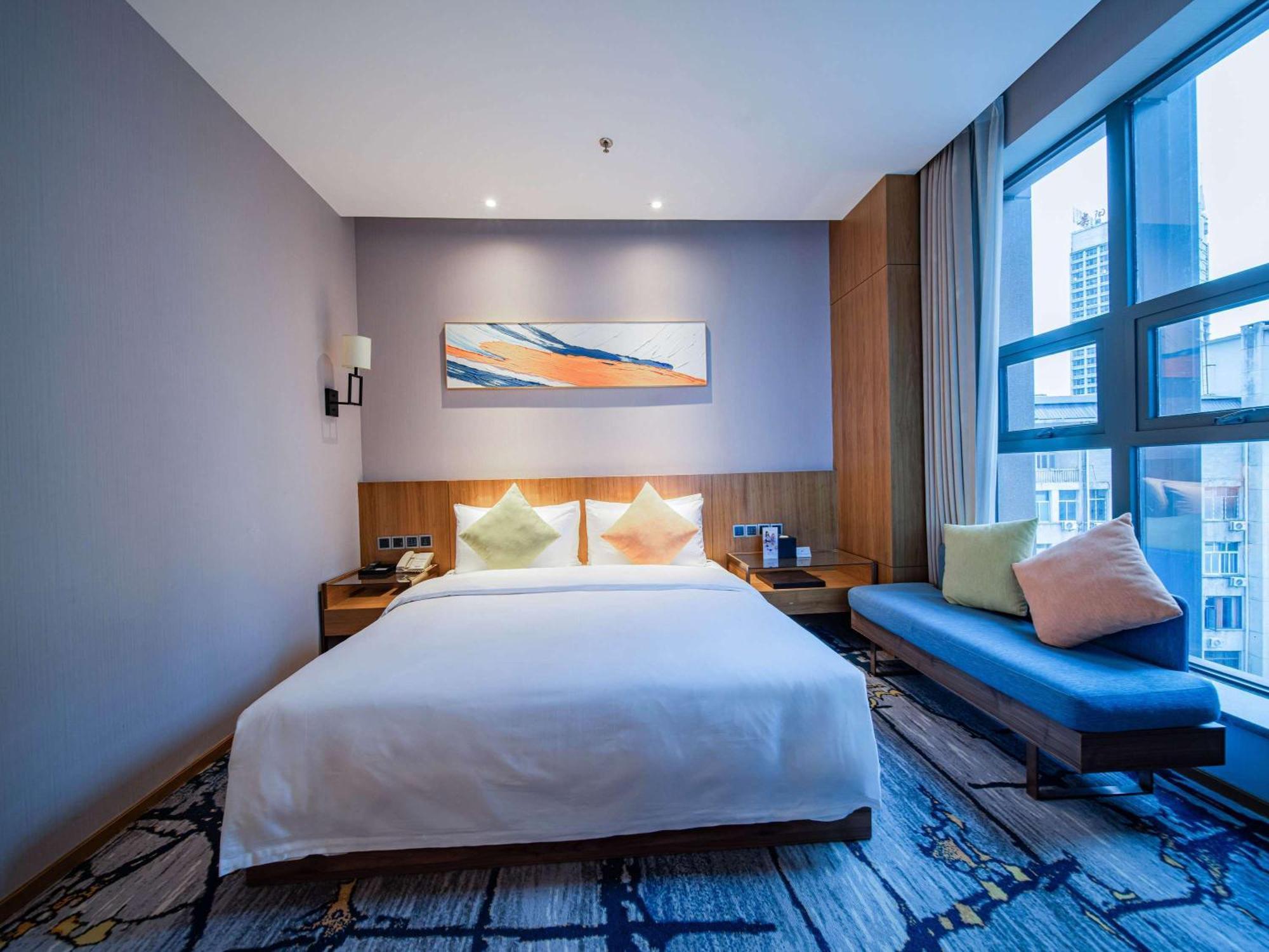 Novotel Guiyang Downtown Exterior photo